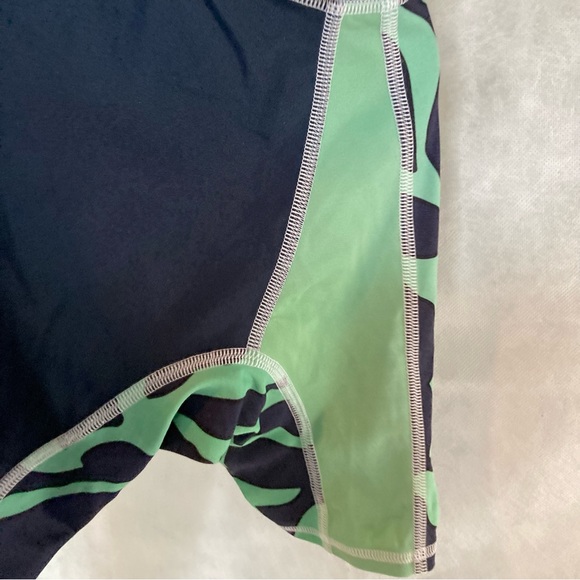 LANDS END Rash Guard Top Short Sleeves Green Blue Unisex Youth Large 7 - Picture 4 of 16